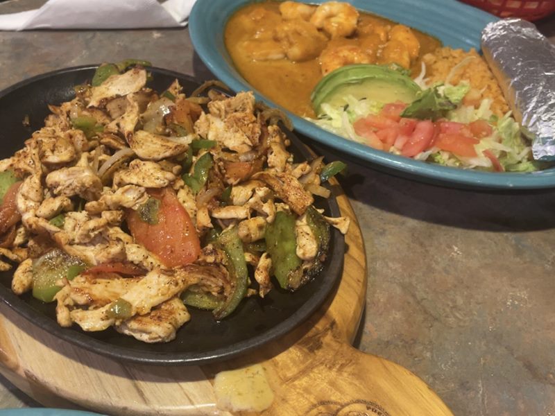 El Dos De Óros food