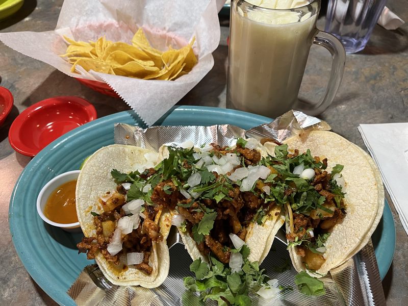 El Dos De Óros food